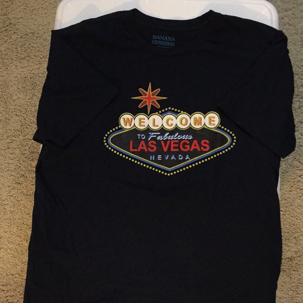 Las Vegas navy blue T-shirt men’s size Large